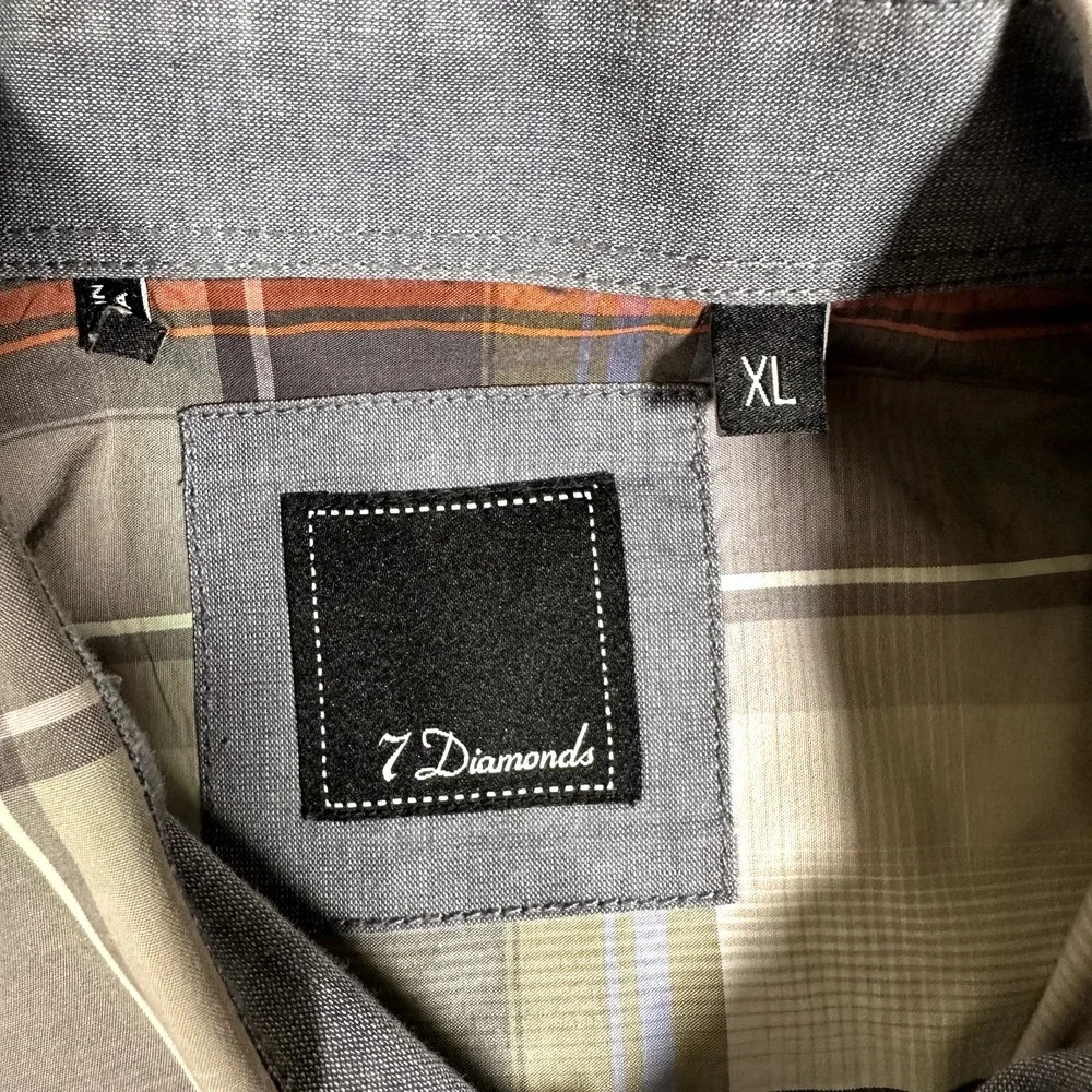 7 Diamonds Shirt Mens XL Plaid Casual Preppy Button Up Double Pocket Logo Cotton